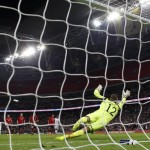 Angleterre - Norvege, Rooney sur penalty