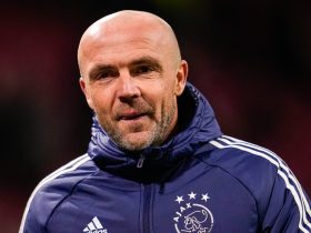 Alfred Schreuder set for talks with Leeds over vacant manager role