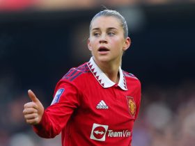 Arsenal table world-record bid for Man Utd striker Alessia Russo