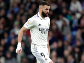 Carlo Ancelotti offers update on Karim Benzema after injury in Valencia win